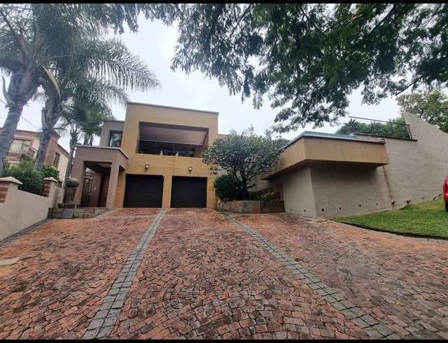 3 BEDROOM HOUSE FOR SALE IN SAFARI GARDENS